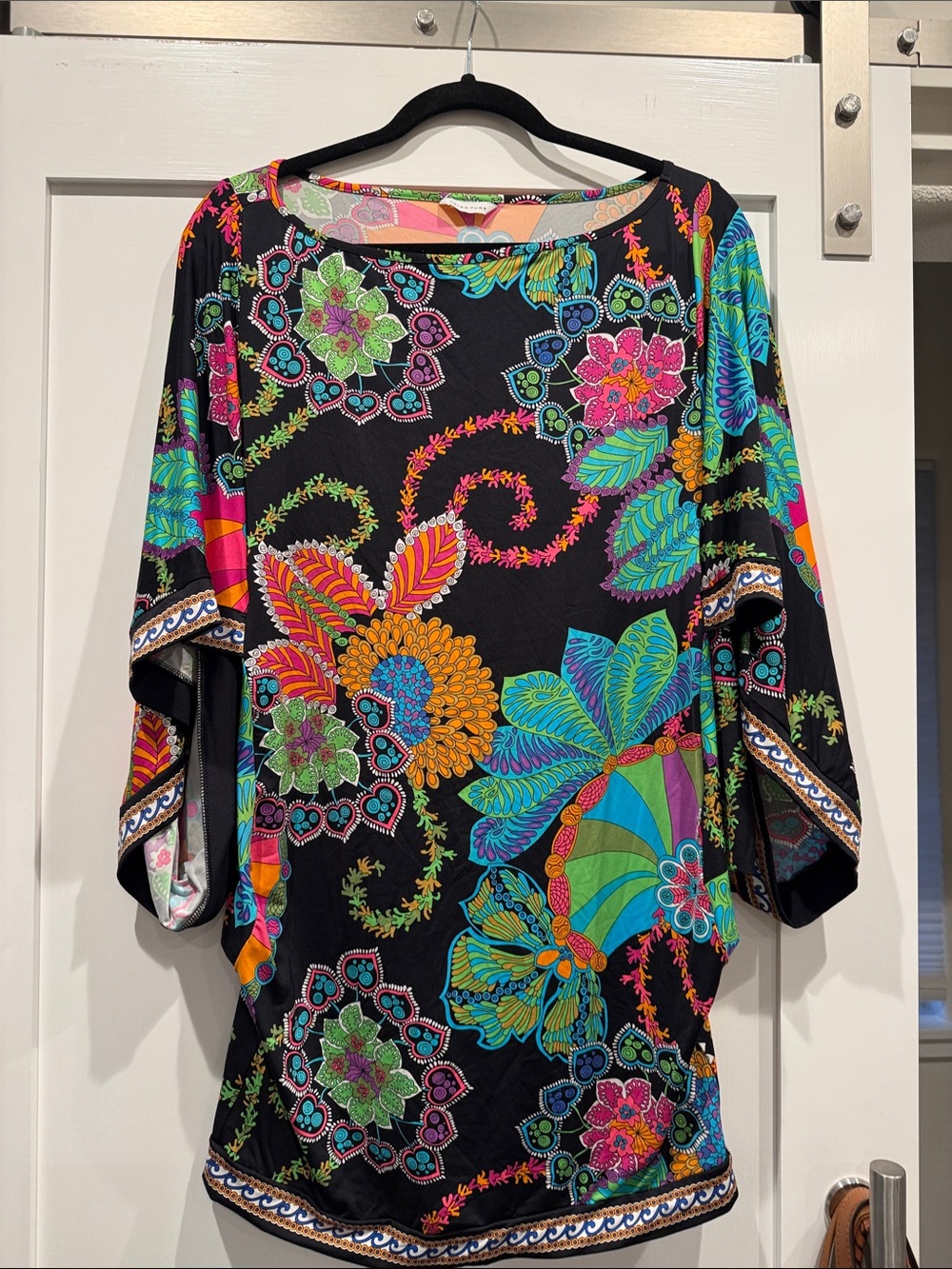 Trina Turk Black Floral Multicolor Swim Coverup size M